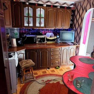 Нерухомість, квартира 2кім.в гуртожитку