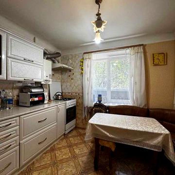 Продаж 3-кімнатної квартири 76 кв. м  з автономним газовим опаленням
