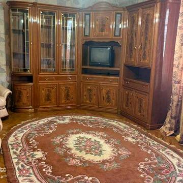 Продам 2-х комнатную квартиру на ул. Писаржевского 7