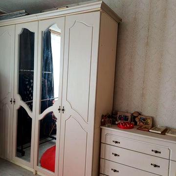 Оренда 1к.кв. вул. Тичіни 5 метро Лівобережна