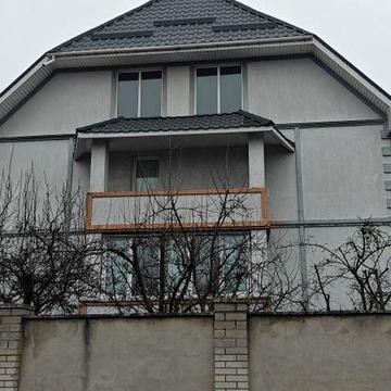 Продам будинок з басейном