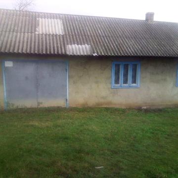 Будинок в селі Оселівка