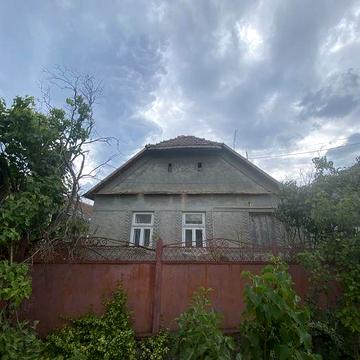 Продам бюджетний будинок у Берегуйфалу.