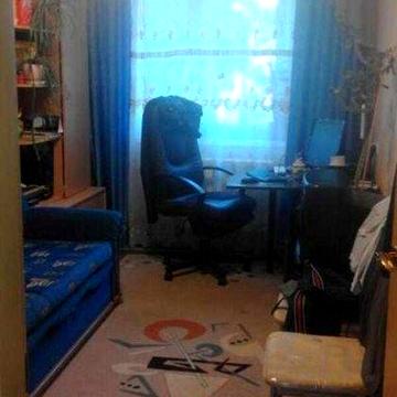 Продам 3комн квартиру рядом с метро. Новые Дома.