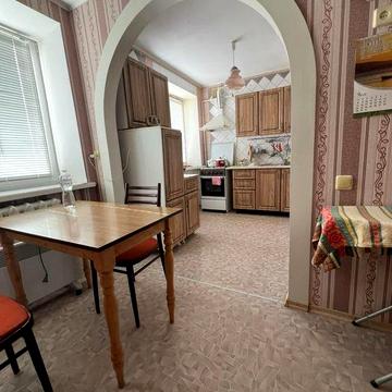 Продаю 3 к квартиру район Алмазний