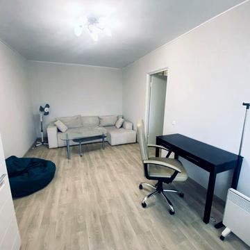 Оренда 2к.кв. по вул.П.Куліша, 3, м.Лівобережна