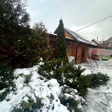 Продаж 3к Дім Кошового Олега вулиця