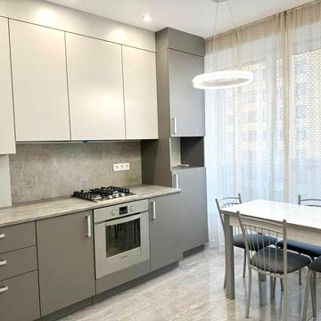 Європейська вул. (Жовтнева), 32