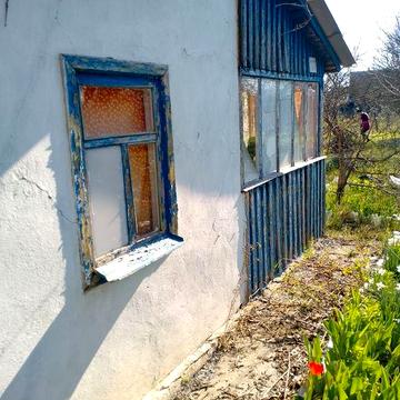 (Срочно)Літня дача з двійним участком 8 соток, для літа і рибалки. Можливий торг.