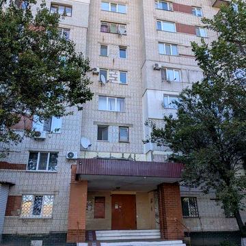 продається 2 кімнатна В Смілі