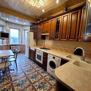 Сдам срочно 3 ком квартиру Садиковская ул