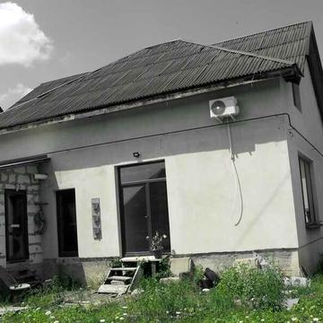 продається будинок у Надвірній