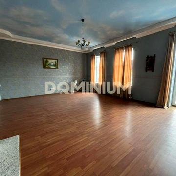 Оренда просторого приміщення 286 м² у самому центрі міста з можливістю проживання