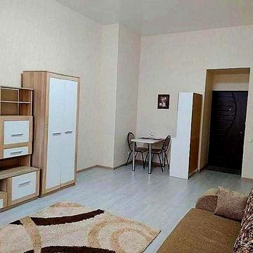 Продам (продаж) квартиру-студію (гостинку). Зручний район. Дешево.