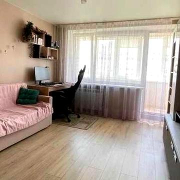 В продажу 1 кімнатна квартира біля медкомплексу
