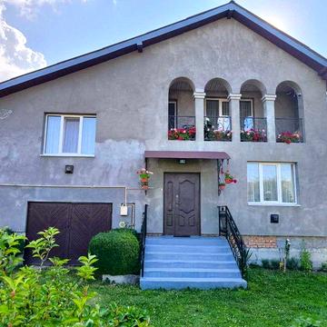 Продаж цегляного будинку 200 м² на 12 сотках | Мала Туря