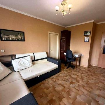 Паркова вул., 10