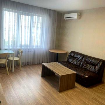 Без комісії! Власник! 2к студія (48 м2), Метро "Печерська"