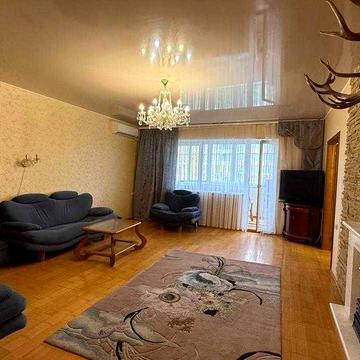 Продам 3-к квартиру з ремонтом, 3/10 пов., на вул. Армійській/парк Перемоги (2-327-555 ОФ)