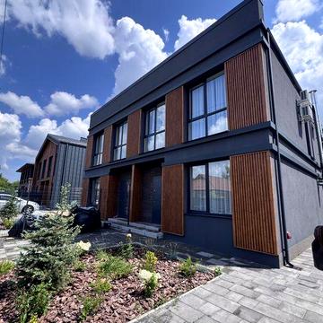 Продаж дуплексу 118 м² з дизайнерським ремонтом без комісії