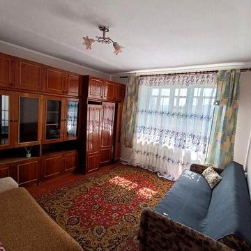 Терміново здається 1 км кварт.Хотинська, вільна, ключі!