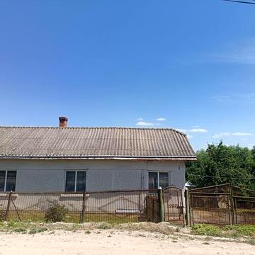 Продається житловий будинок