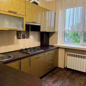 Продаж 3х кімнатної квартири. Старе місто .