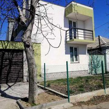Продам отдельно стоящий Новострой