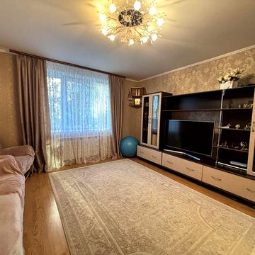 Продам 3-кімнатну квартиру , район 5 Кутів