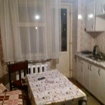 Академіка Корольова вул., 2