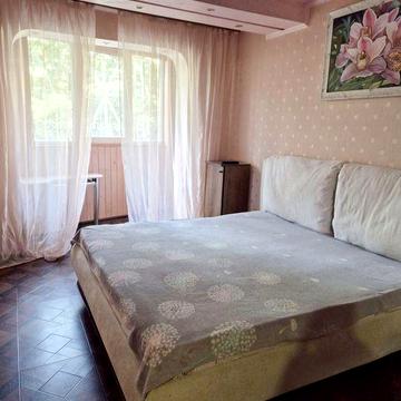 3 квартира на одесской, проспект Гагарина 176