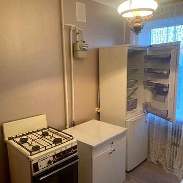 Сдам довгостроково двохкімнатну Квартиру на Лівобережний 3, караван