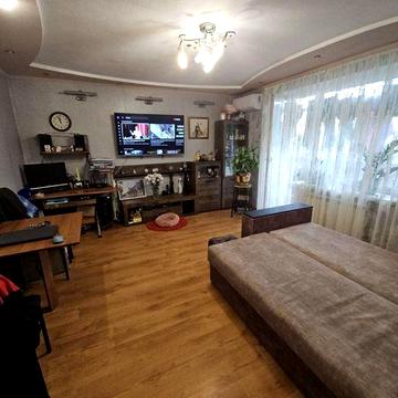 Ціна знижена.Продам 3 кімнатну квартиру в Дергачах по вулиці Садова