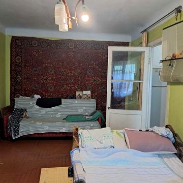 Продам 2кв. пр. Соборний, майдан Вернандського.