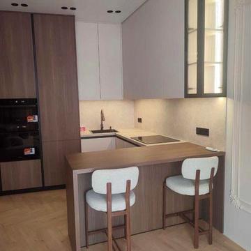 Оренда 1-кімн. квартири 53 м² у ЖК « Крістал», Ужгород, 10/12 пов. Комфорт та стиль!