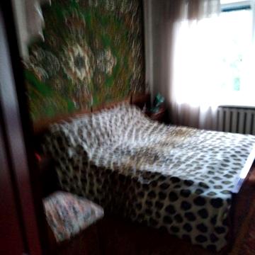 Продається 2-х кімнатна квартира 49,6кв.м, цегляний будинок, ОСББ, з меблями і побутовою технікою. Без посередників.