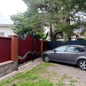 Ідеальний заміський маєток у центрі Мамаївців