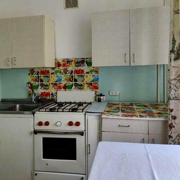 Продам 2-х кім.кв-ру по вул.Демократичній,Заводський район