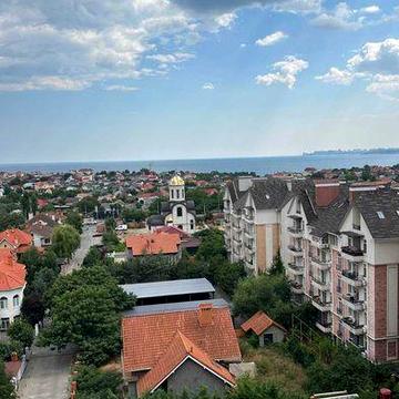 3 кімнатна квартира з видом моря, в цегляному будинку з газом.