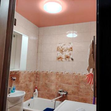 Продам квартиру в Балаклее 3 к центр. Не сдаю. Живу здесь. 
Отли