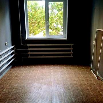 Продам 3-кімнатну квартиру (можливий продаж за сертифікатом).