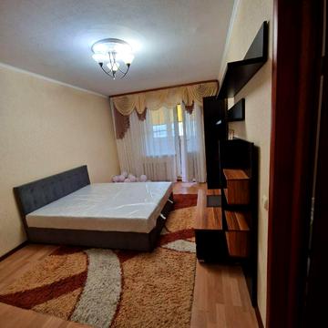Європейського Союзу просп. (Правди), 31-А