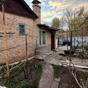 ЧАСТИНА БУДИНКУ в центрі, 54 м.кв, будинок, дім, дім в Олександрії, вул Свердлова 4, газ, електро, напроти міської ради