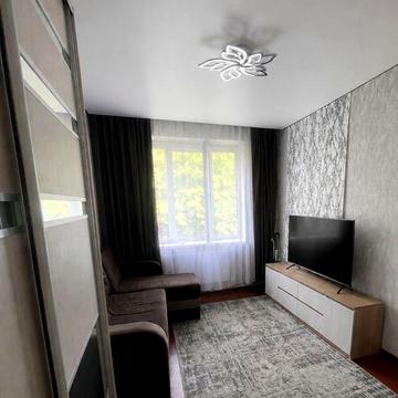 Продам квартиру р-н (Молокозавод)