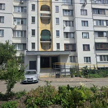 Продаж 2х.кім.квартири,вул. Братів Тарасівців 9а ( Декабристів)