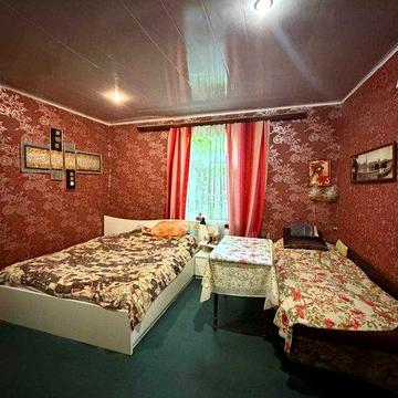 Продаж частини будинку, Центр.