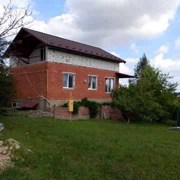Якісний та затишний будинок з теплою підлогою. Є великий гараж 45464