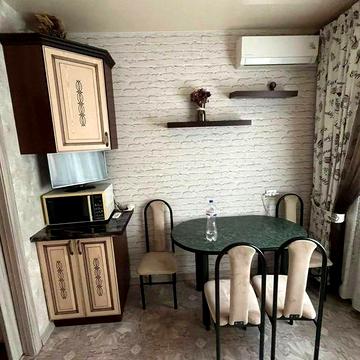 Оренда 2-х кімнатної квартири з АО м-в Таращанський