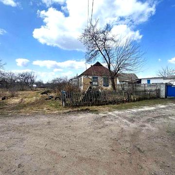 Земельна ділянка з старим будинком с.Мала Вільшанка