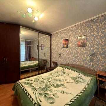 Продається 3 кімнатна квартира